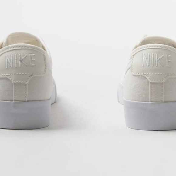 Nike SB Blazer Court Skate Shoes - Sail/White/Sail White - Men's 7/Ladies 8.5 - Picture 11 of 13